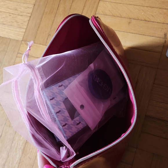 ⭐️LASHGOD & Givenchy - Picture 6 of 7